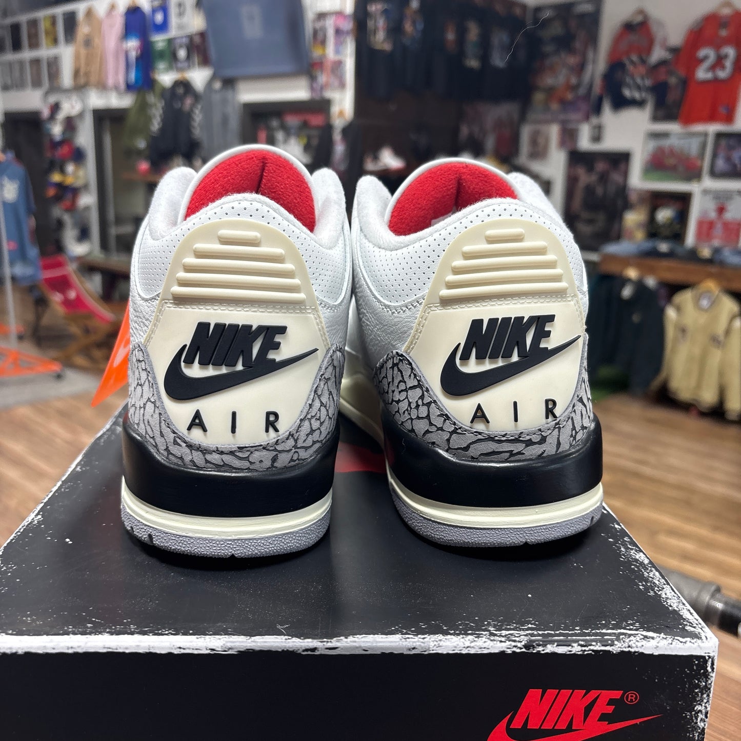 Jordan 3 'Reimagined White cement' Size 10 (VNDS)