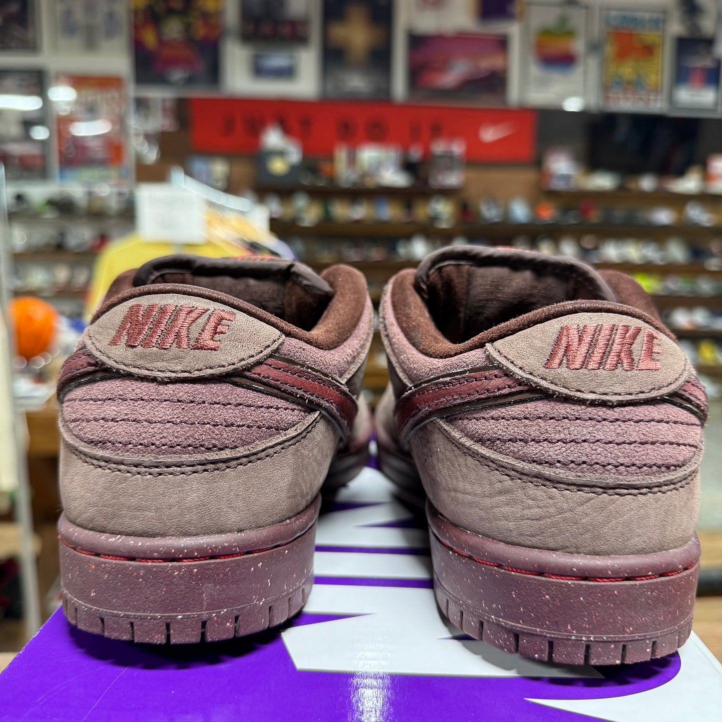 Nike SB Dunk Low 'Burgundy Crush' Size 5Y