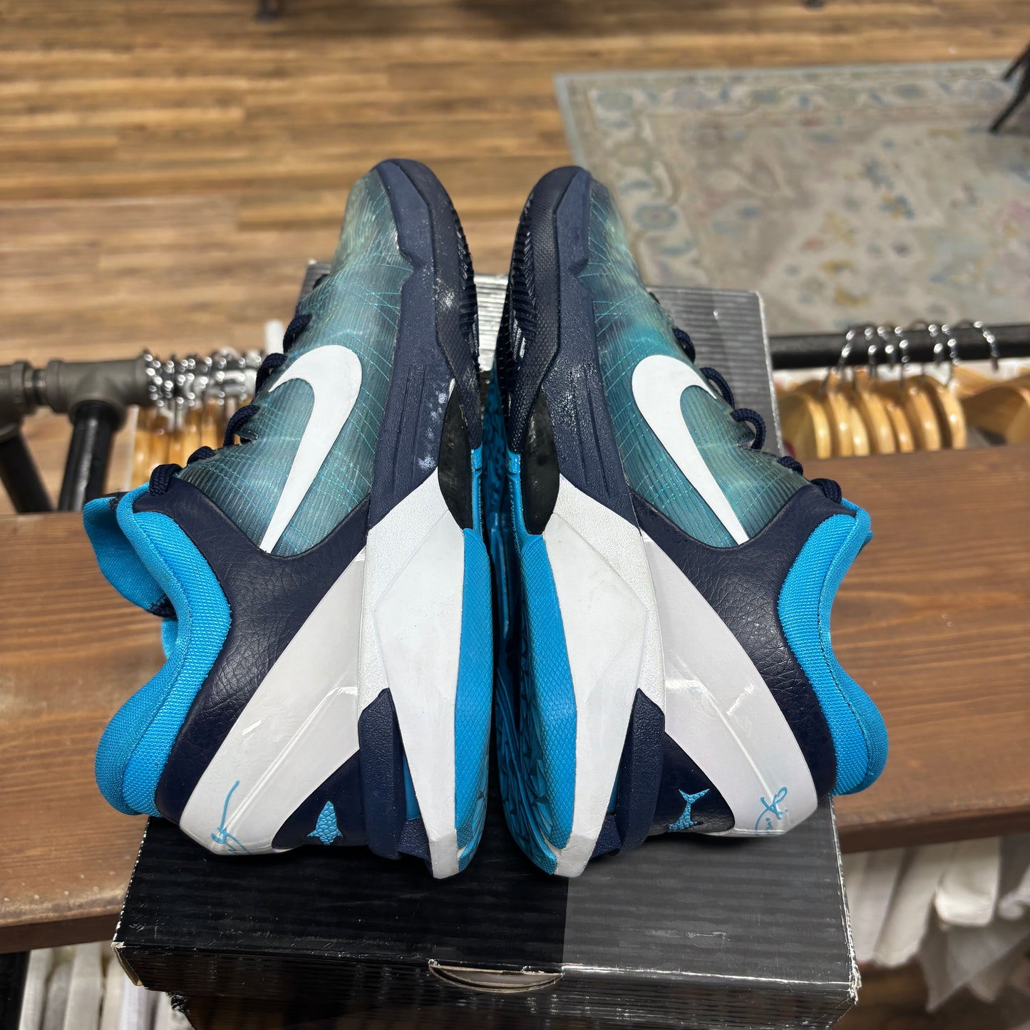 Nike Kobe 7 'Shark' Size 8