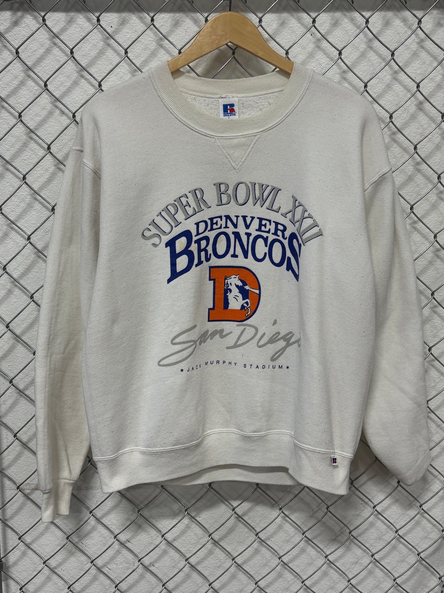 Vintage Super Bowl 22 Denver Broncos San Diego White Sweater Size Large