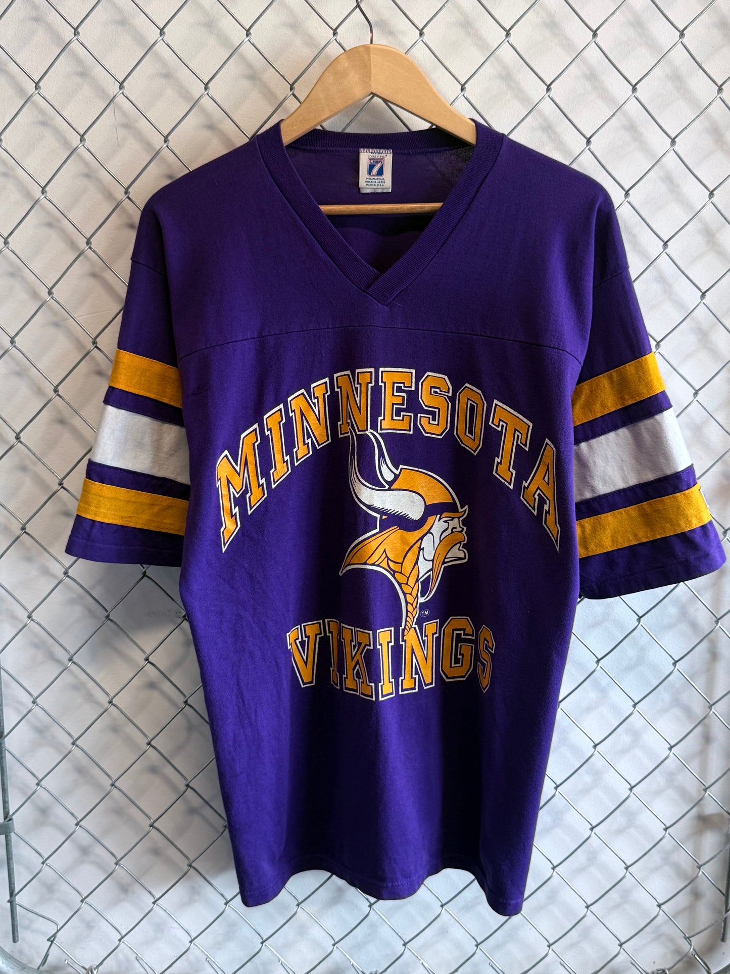 Vintage 90's Logo 7 Minnesota Vikings 3/4 Sleeve Football Tee Size Large