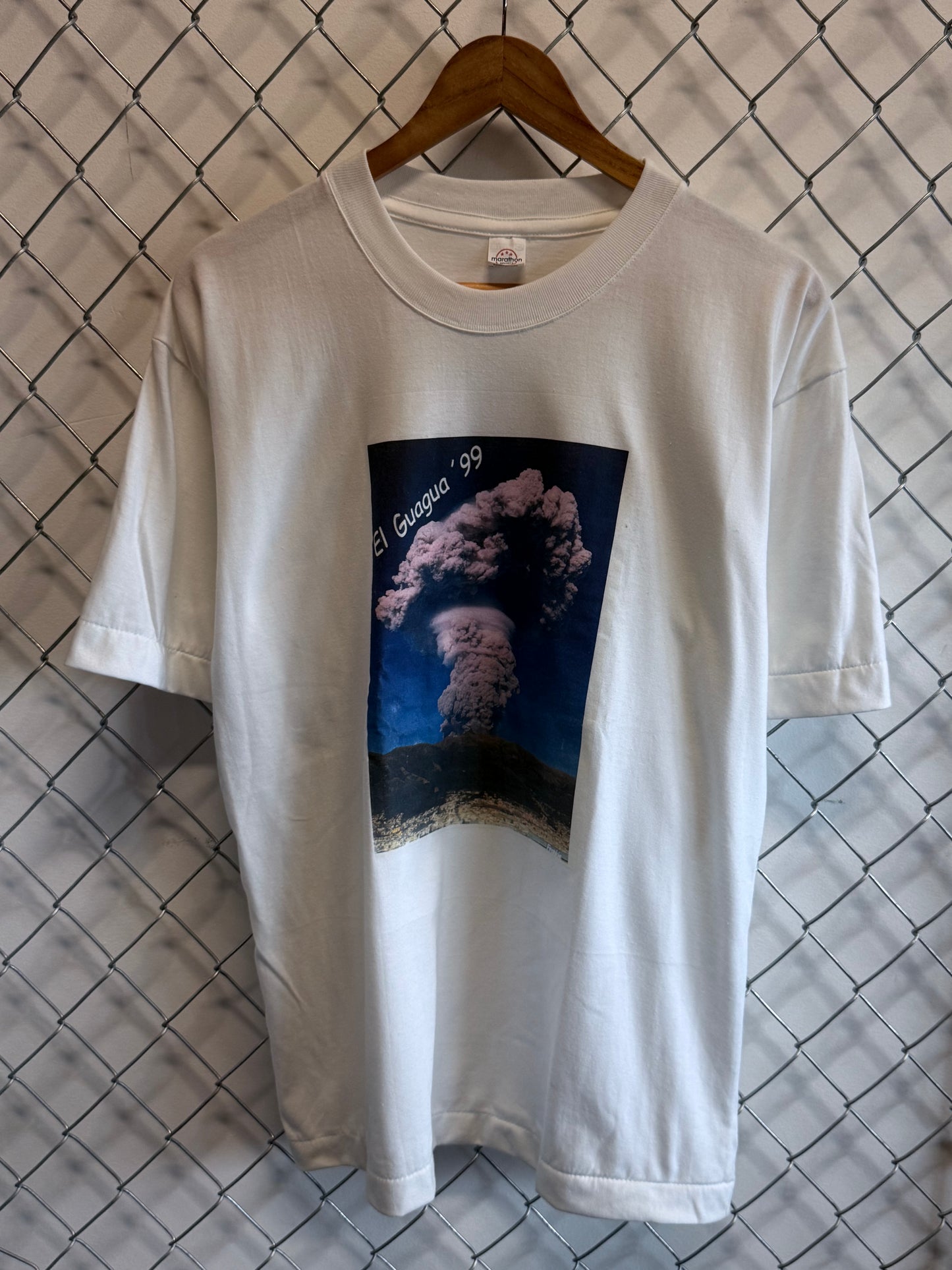Vintage 1999 Volcano Eruption Graphic Tee Size Large