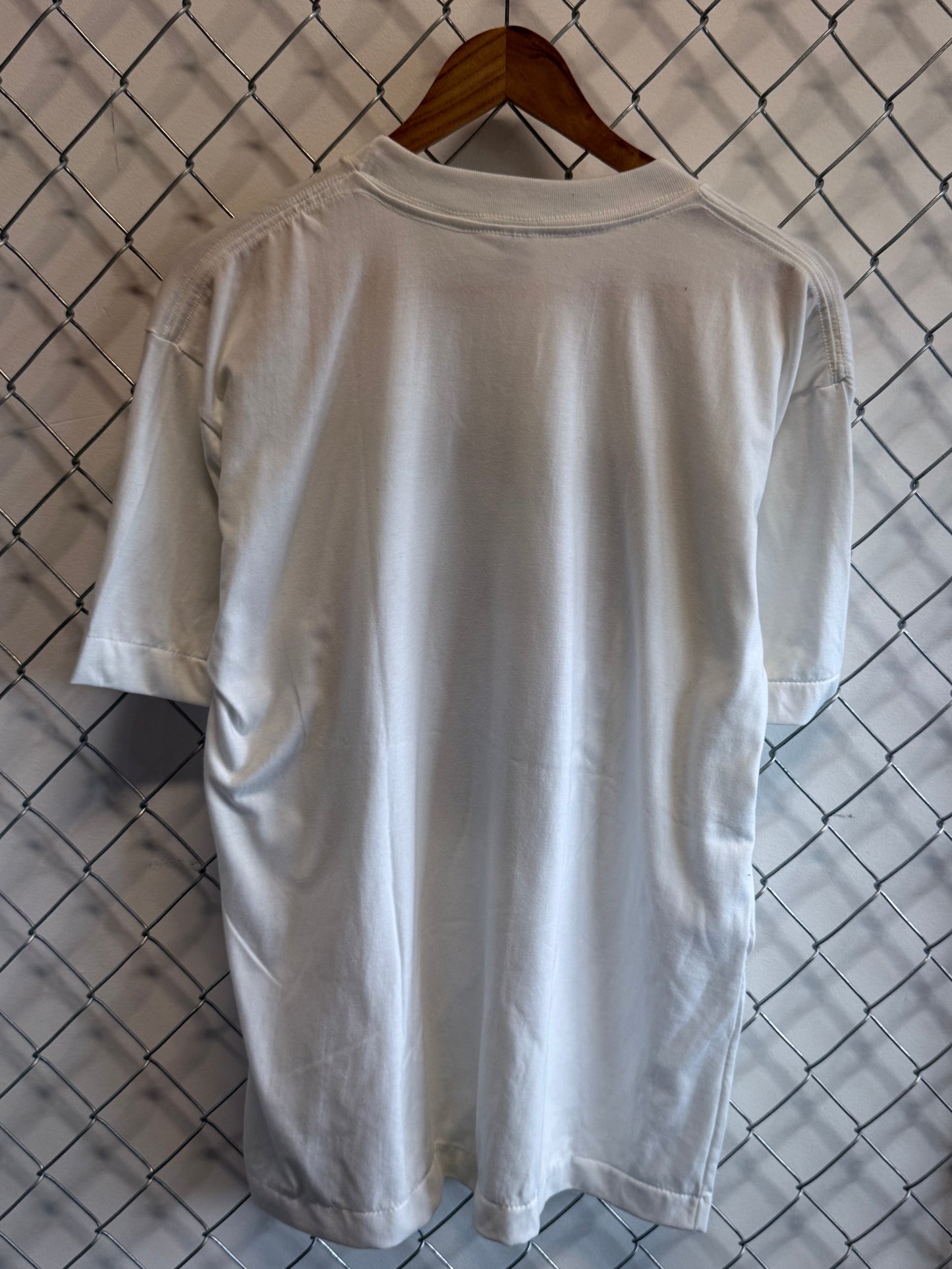 Vintage 1999 Volcano Eruption Graphic Tee Size Large