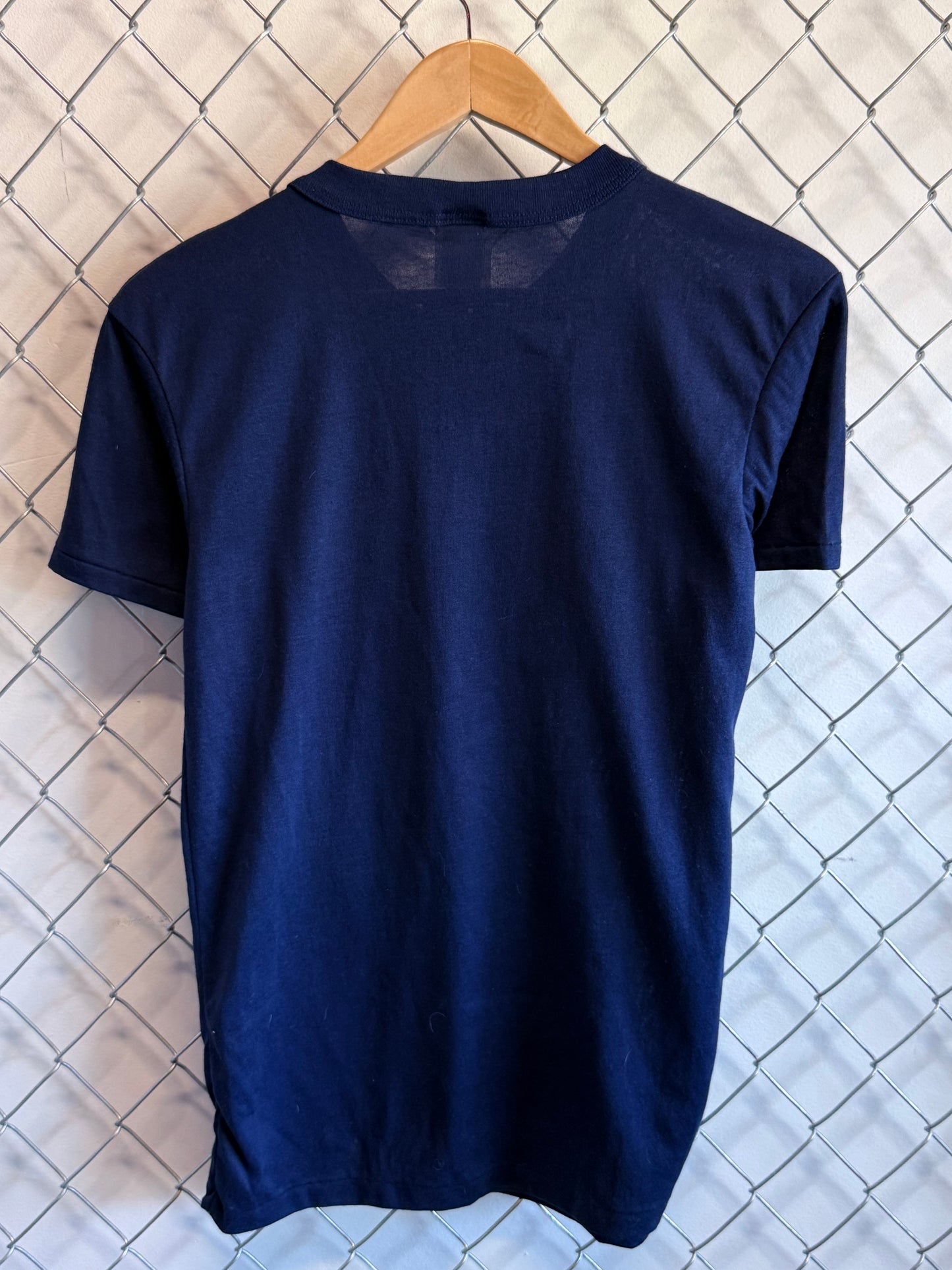 Vintage 80's Chicago Bears NFL Helmet Graphic Tee Size Medium