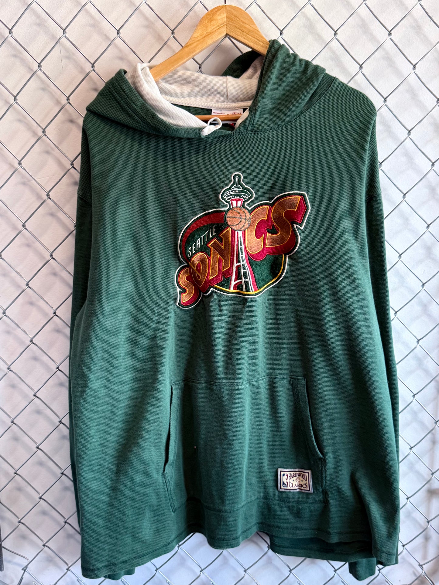 Mitchell & Ness Seattle Supersonics Throwback Hoodie Size XXL