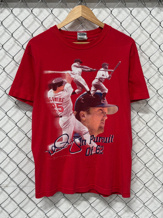 Vintage Mark McGwire Pursuit of 62 Baseball Graphic Tee Size Medium