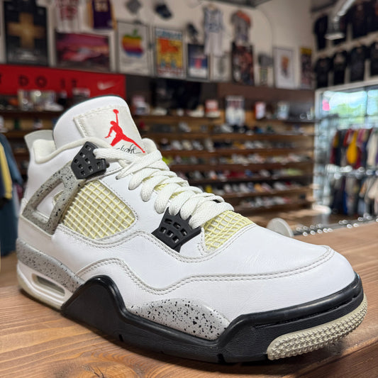 Jordan 4 'White Cement (2016)' Size 9