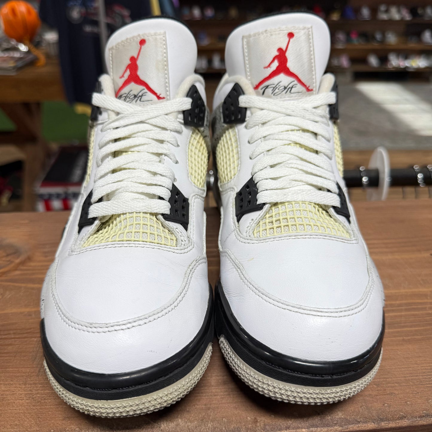 Jordan 4 'White Cement (2016)' Size 9