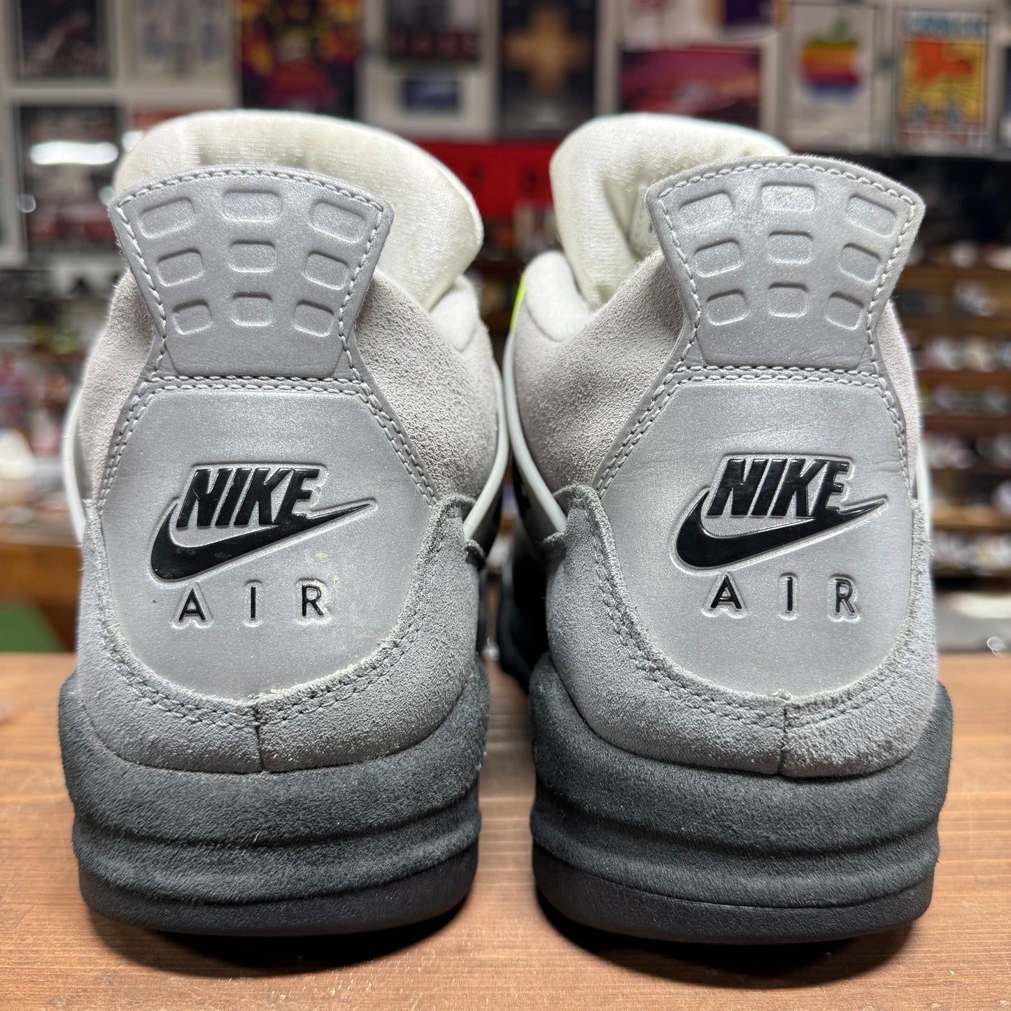 Jordan 4 'Neon 95' Size 9
