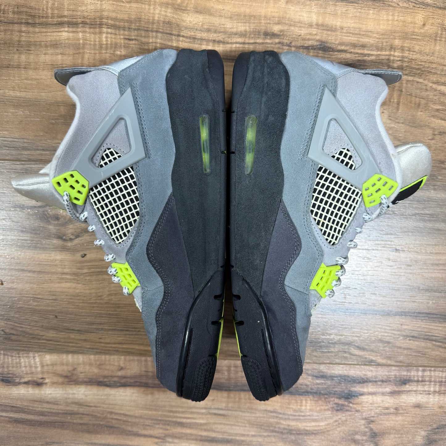Jordan 4 'Neon 95' Size 9
