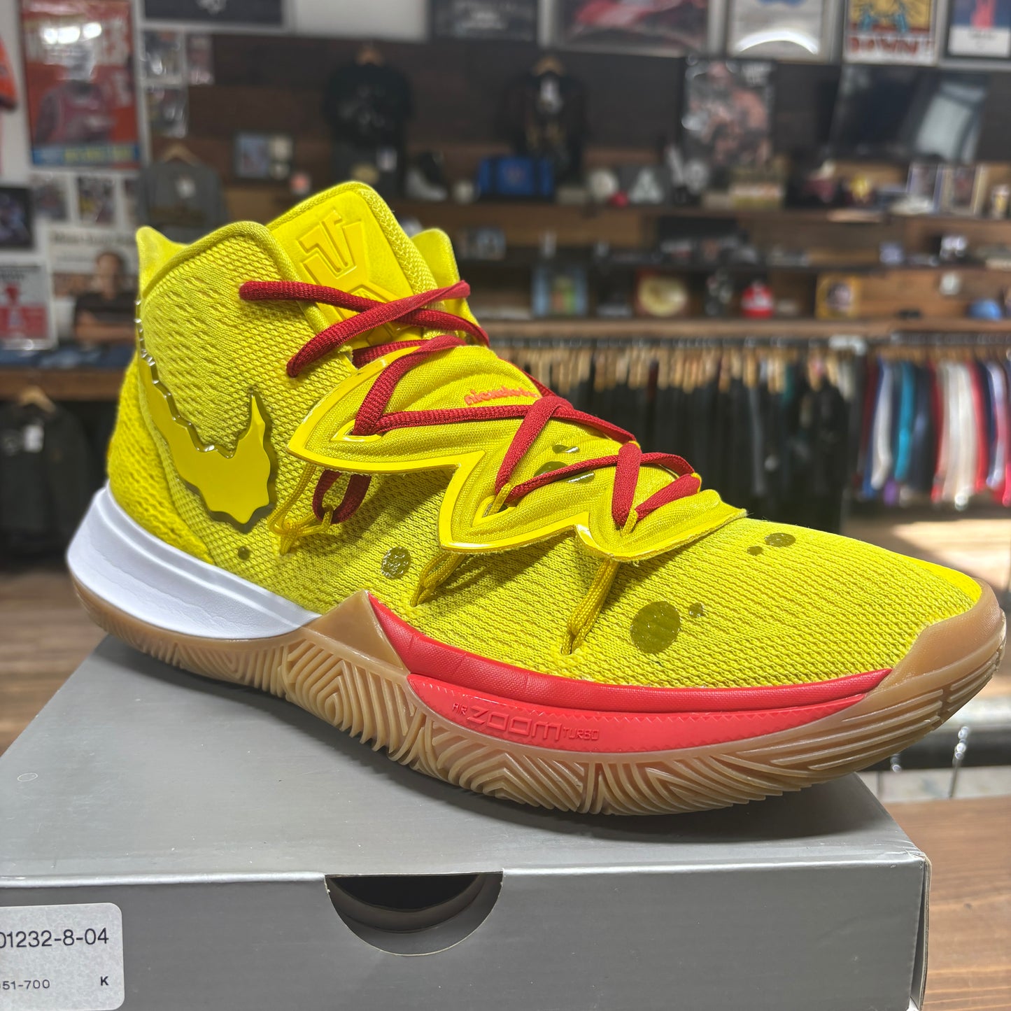 Nike Kyrie 5 'Spongebob Squarepants' Size 12