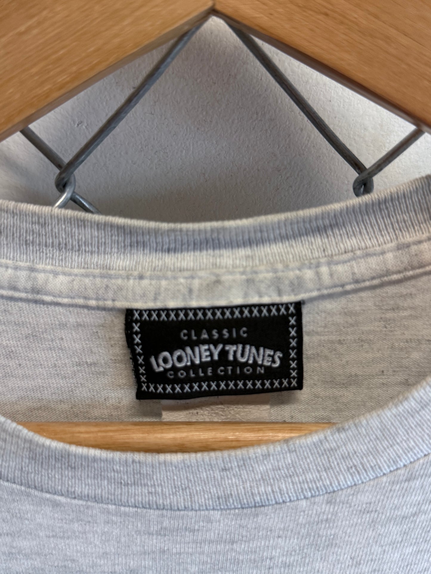 Vintage 90's Looney Tunes Cartoon Pocket Tee Size Large