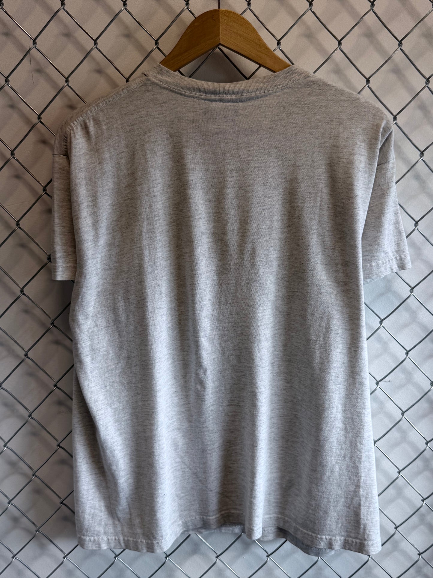 Vintage 90's Looney Tunes Cartoon Pocket Tee Size Large