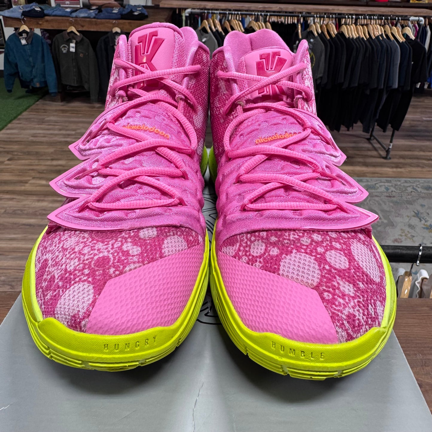 Nike Kyrie 5 'Patrick Star' Size 12