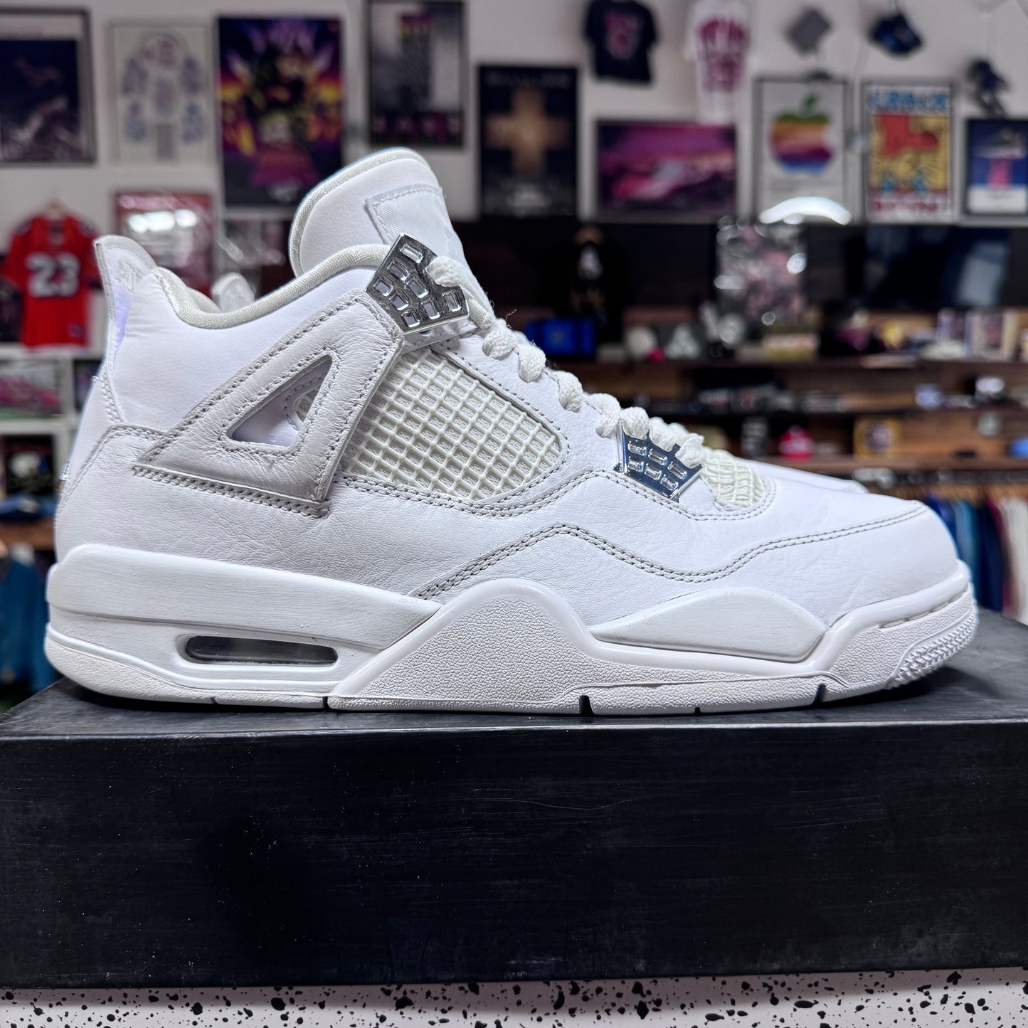 Jordan 4 'Pure Money' Size 9