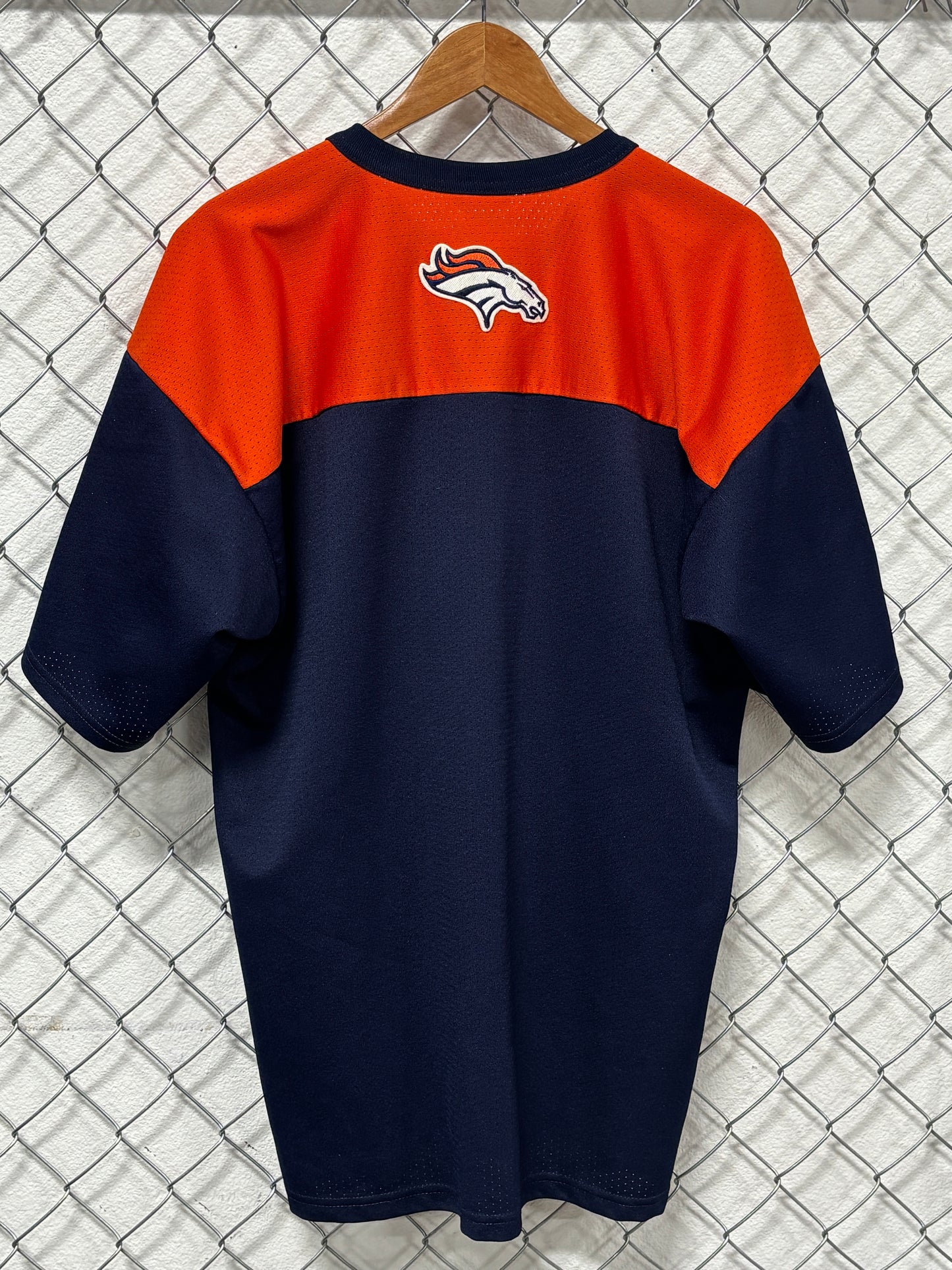 Vintage Majestic Denver Broncos NFL Jersey Size XL