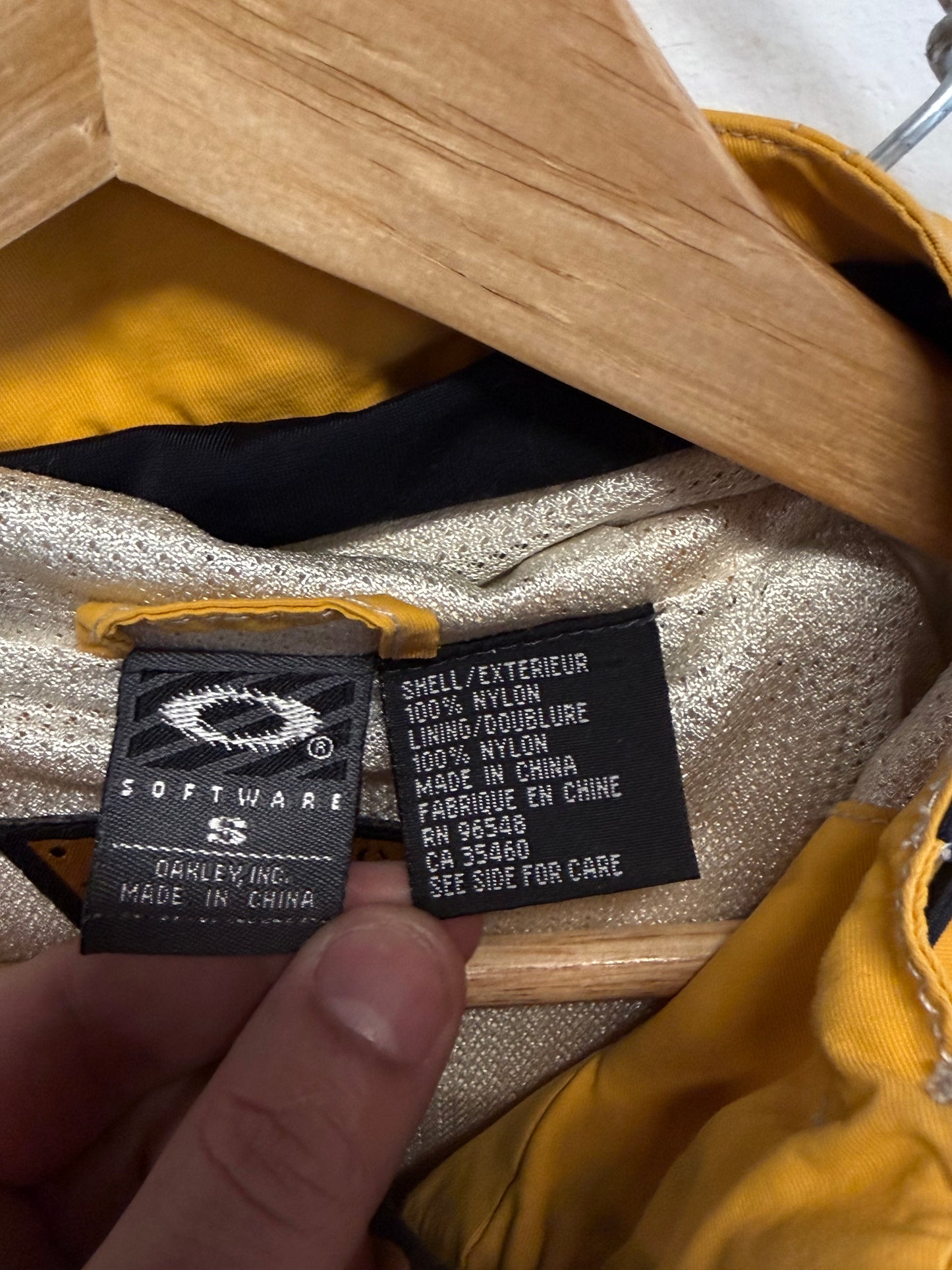 Vintage Oakley Software Yellow Snowboarding Jacket Size Small