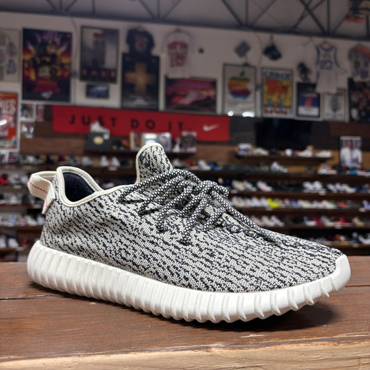 Yeezy 350 'Turtle Dove' Size 11 (DS)