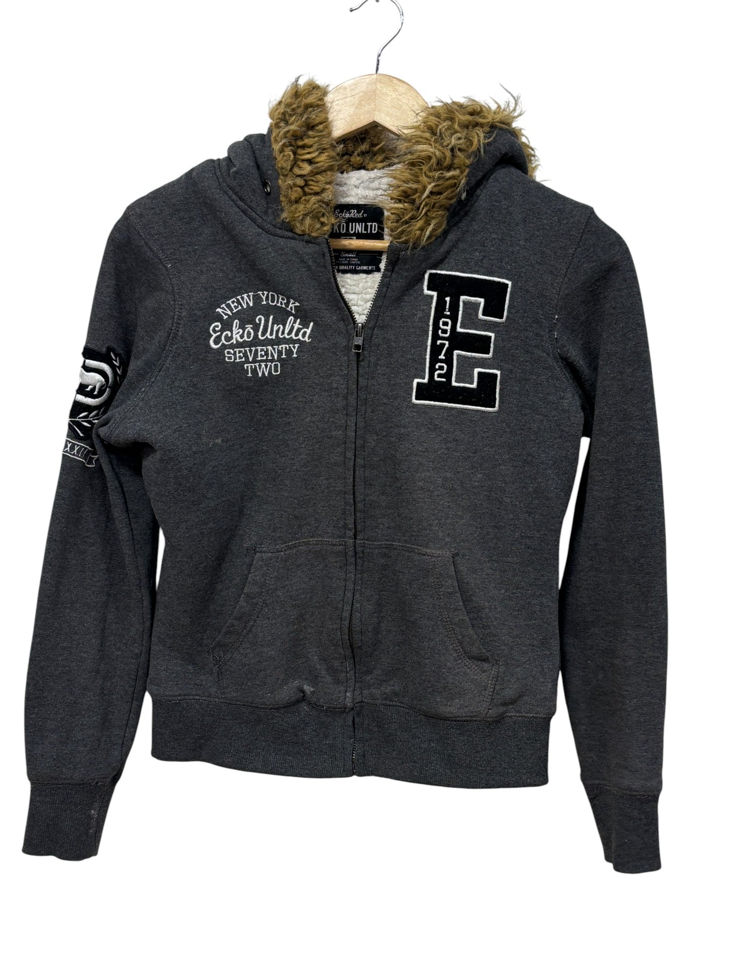 Vintage Y2K Women's Ecko Unlimited Fur Lined Hoodie Size Small