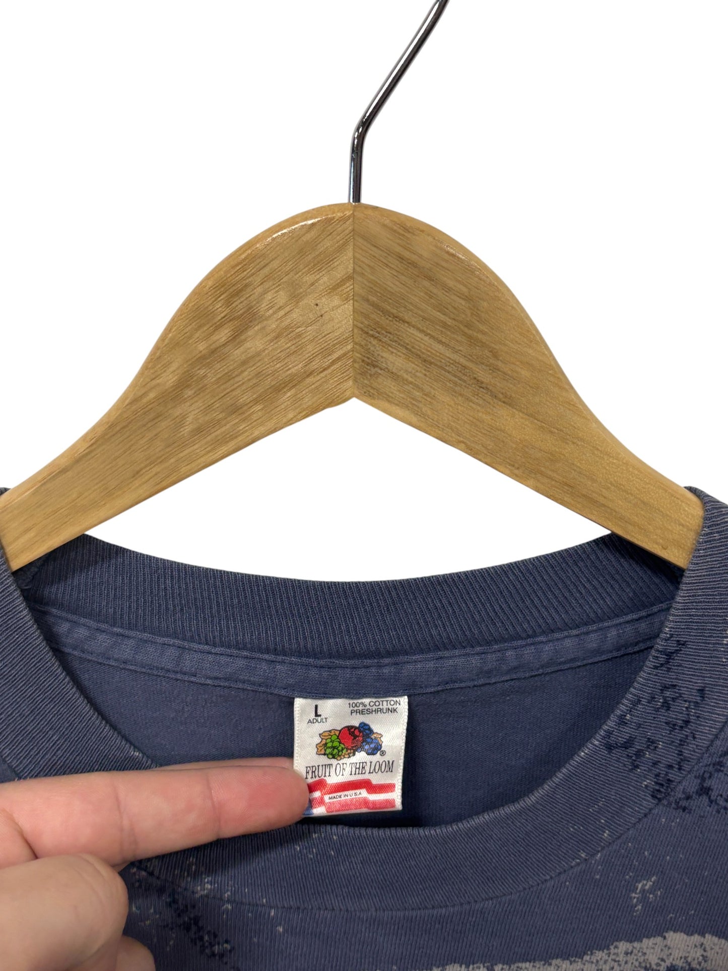 Vintage 90's Wolf Pack All Over Print Nature Tee Size Large