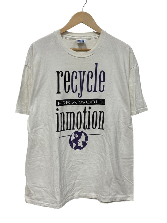 Vintage 90's Recycle World in Motion Graphic Tee Size XL