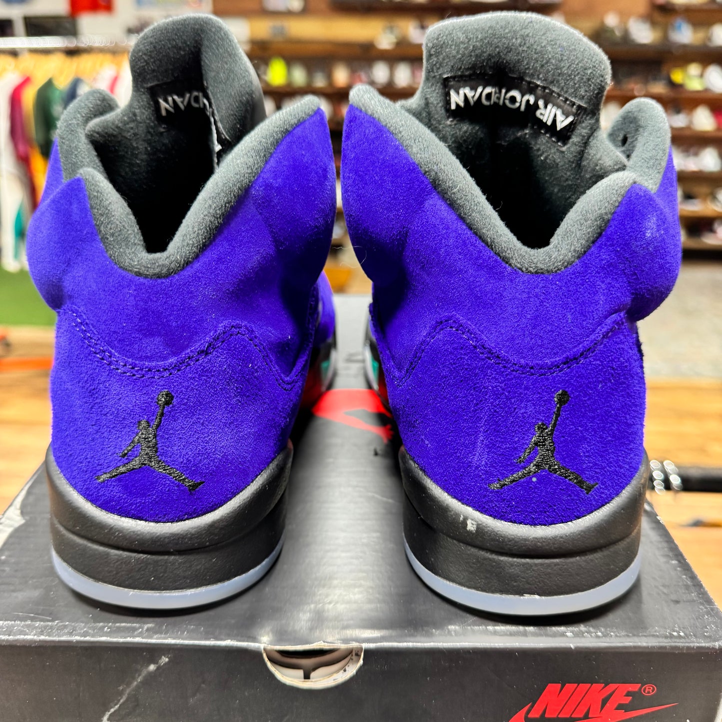 Jordan 5 'Alternate Grape' Size 8.5
