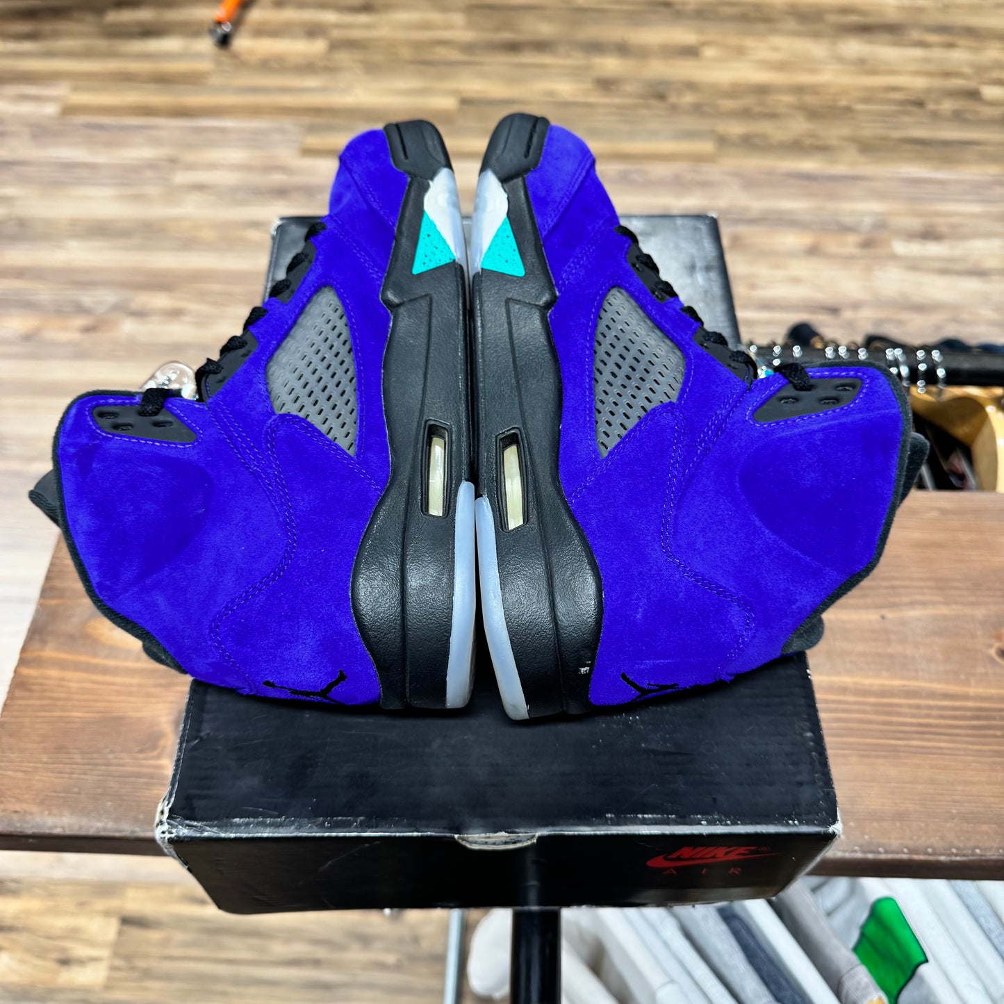 Jordan 5 'Alternate Grape' Size 8.5