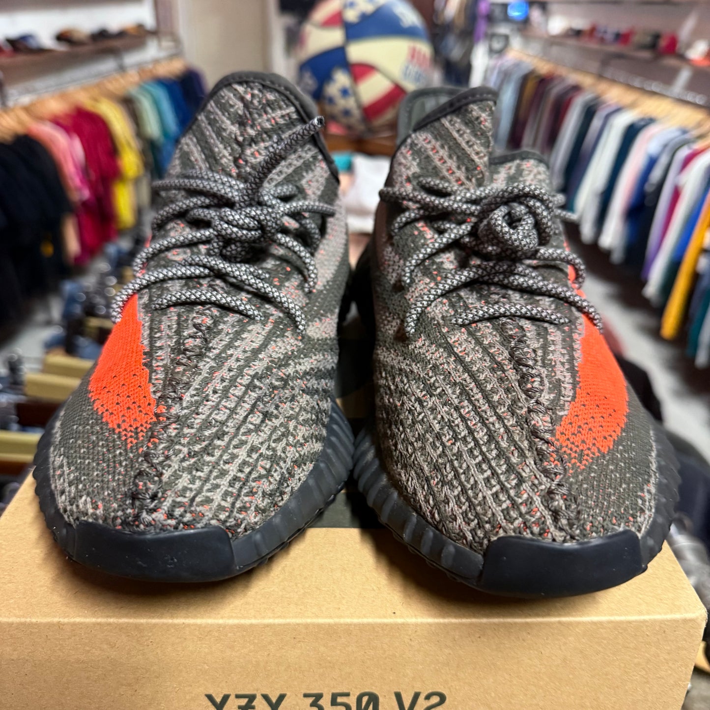 Yeezy 350 v2 'Carbon Beluga' Size 10.5