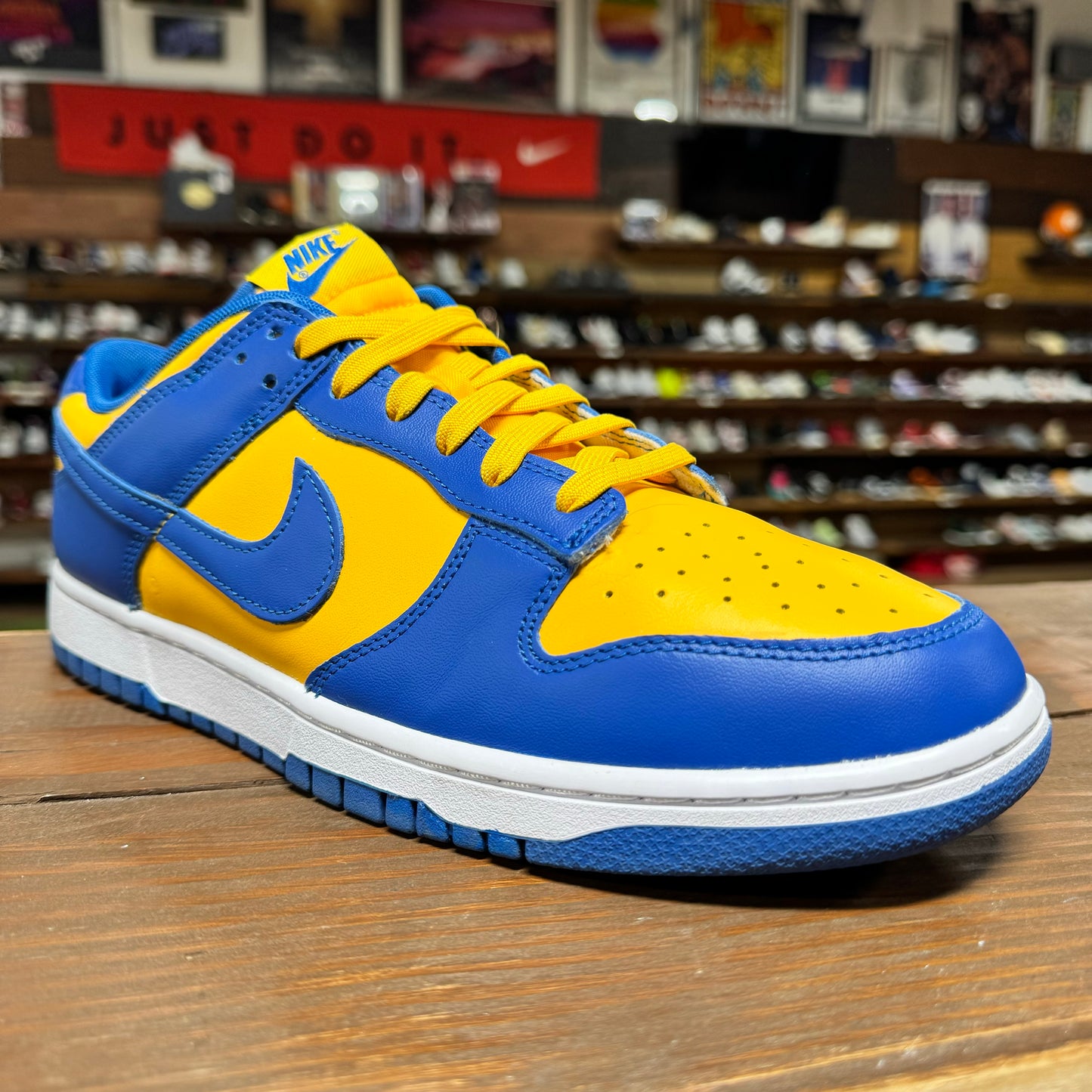 Nike Dunk Low 'UCLA' Size 11