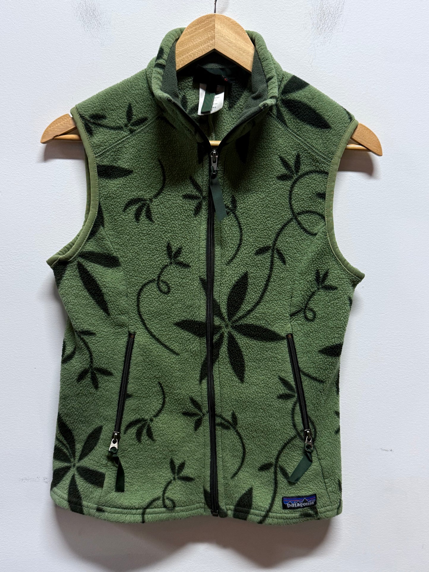 Patagonia Synchilla Women's Flower Print Fleece Vest Size Medium