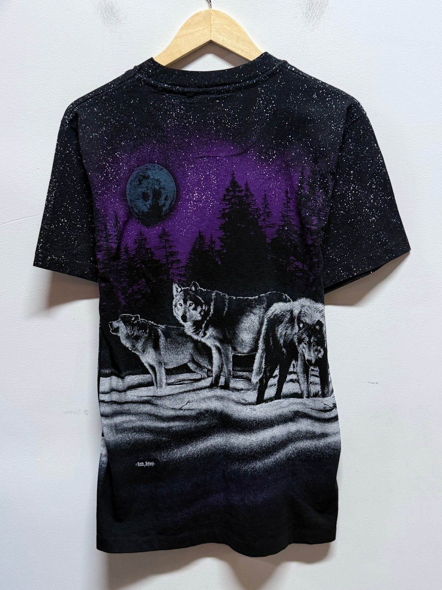 Vintage 90's Wolf Pack AOP All Over Nature Graphic Tee Size Large