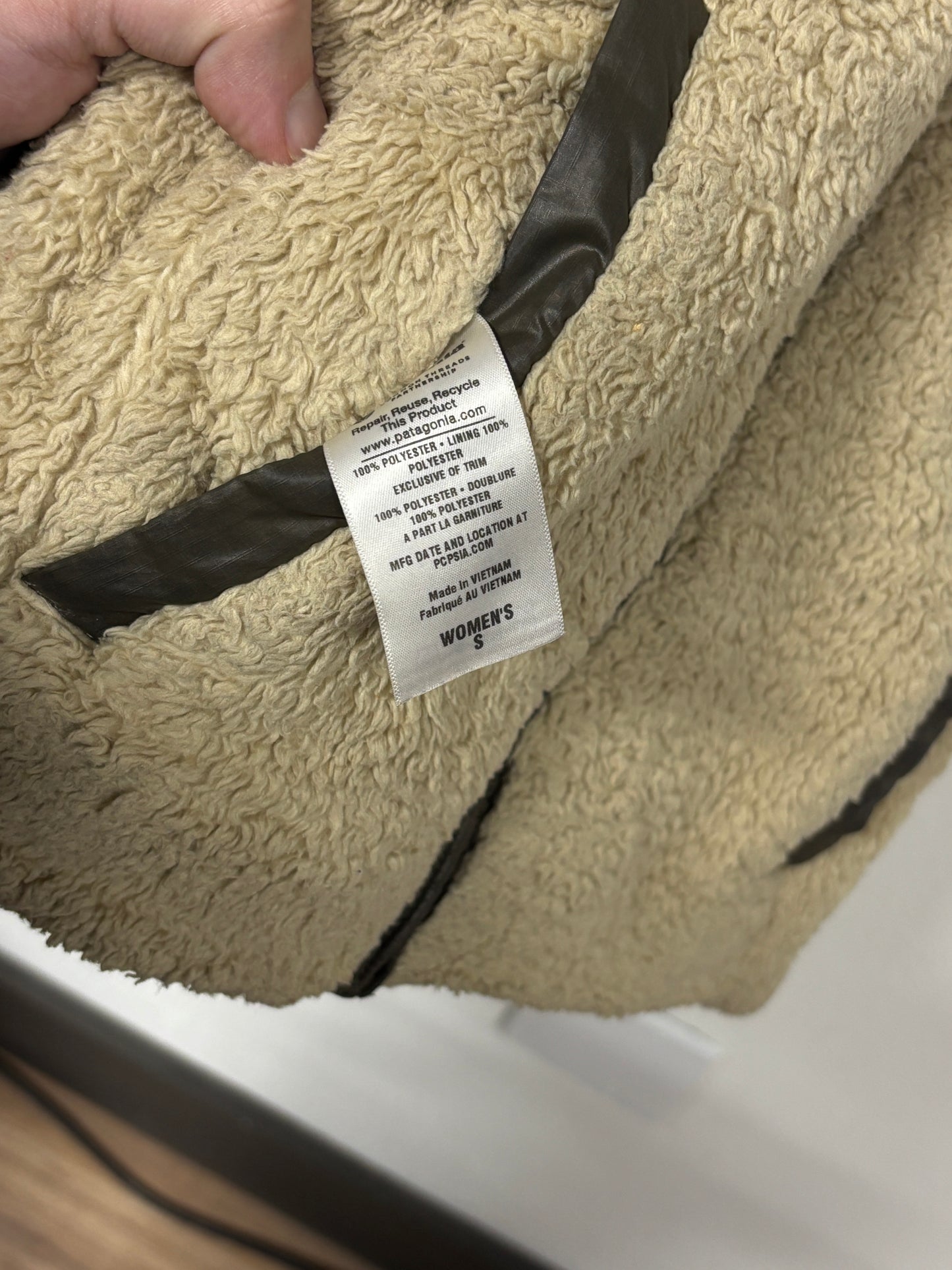 Patagonia Women's Brown Reversible Sherpa Zip Up Vest Size Small