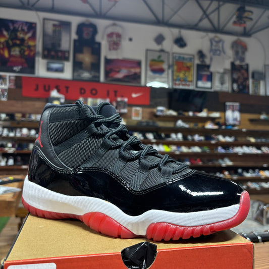 Jordan 11 'Bred' Size 9.5