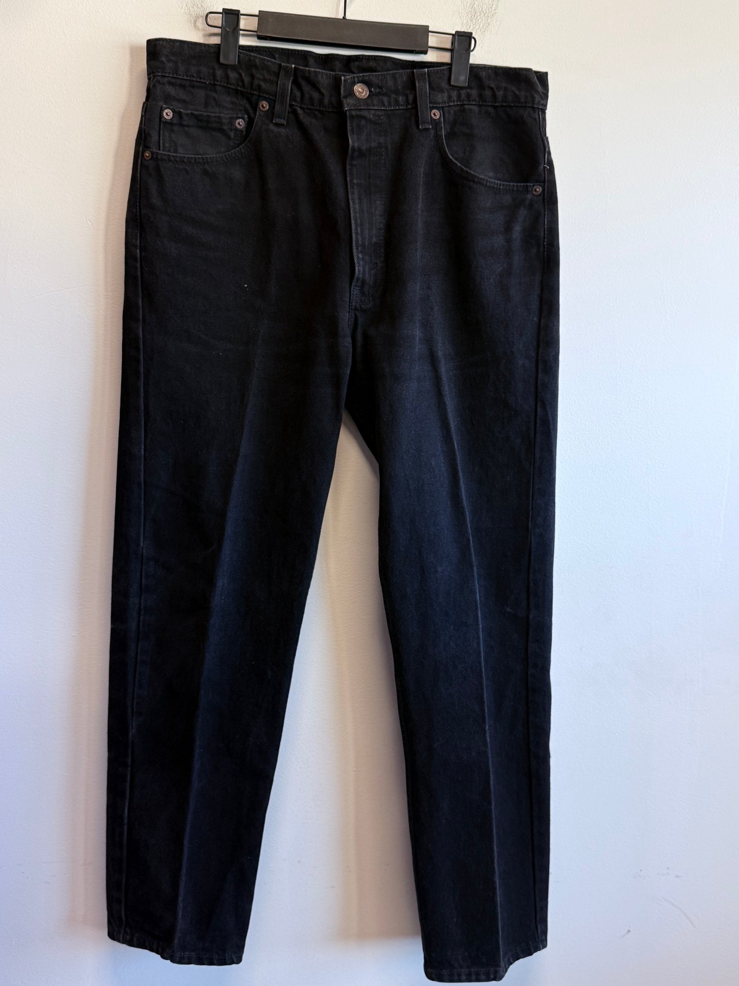 Vintage 90's Levi's Made in USA 505 Regular Fit Black Denim Jeans Size 34x30