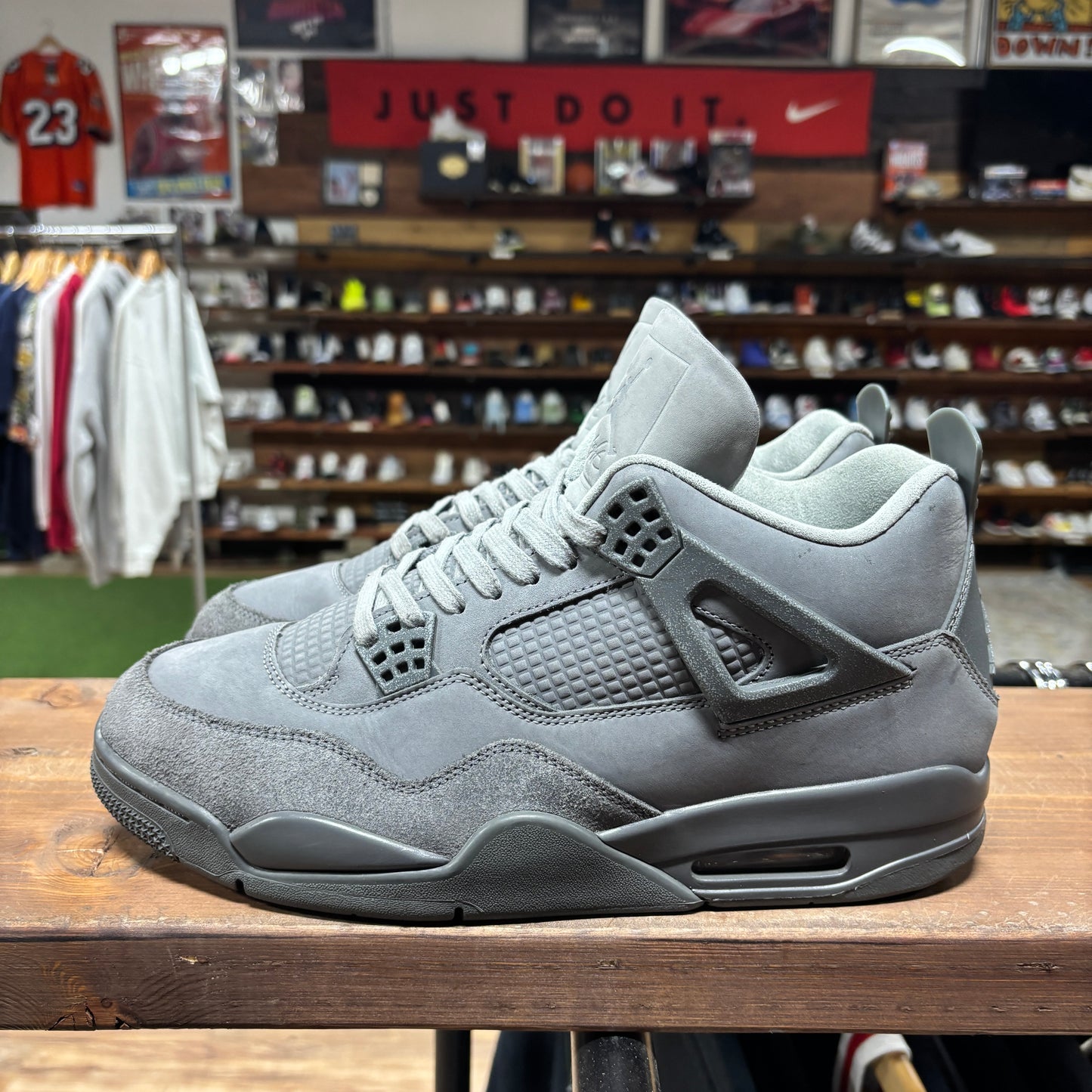 Jordan 4 'Wet Cement' Size 11.5