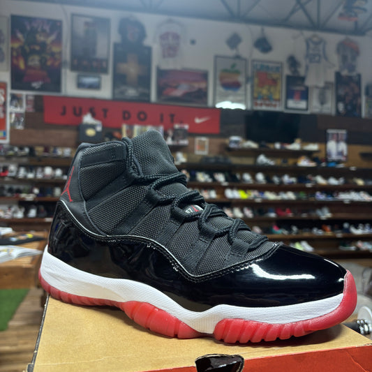 Jordan 11 'Bred' Size 10