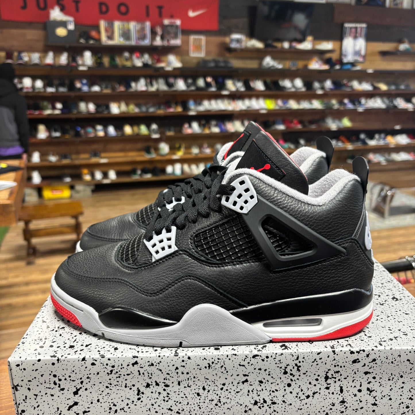 Jordan 4 'Bred Reimagined' Size 8