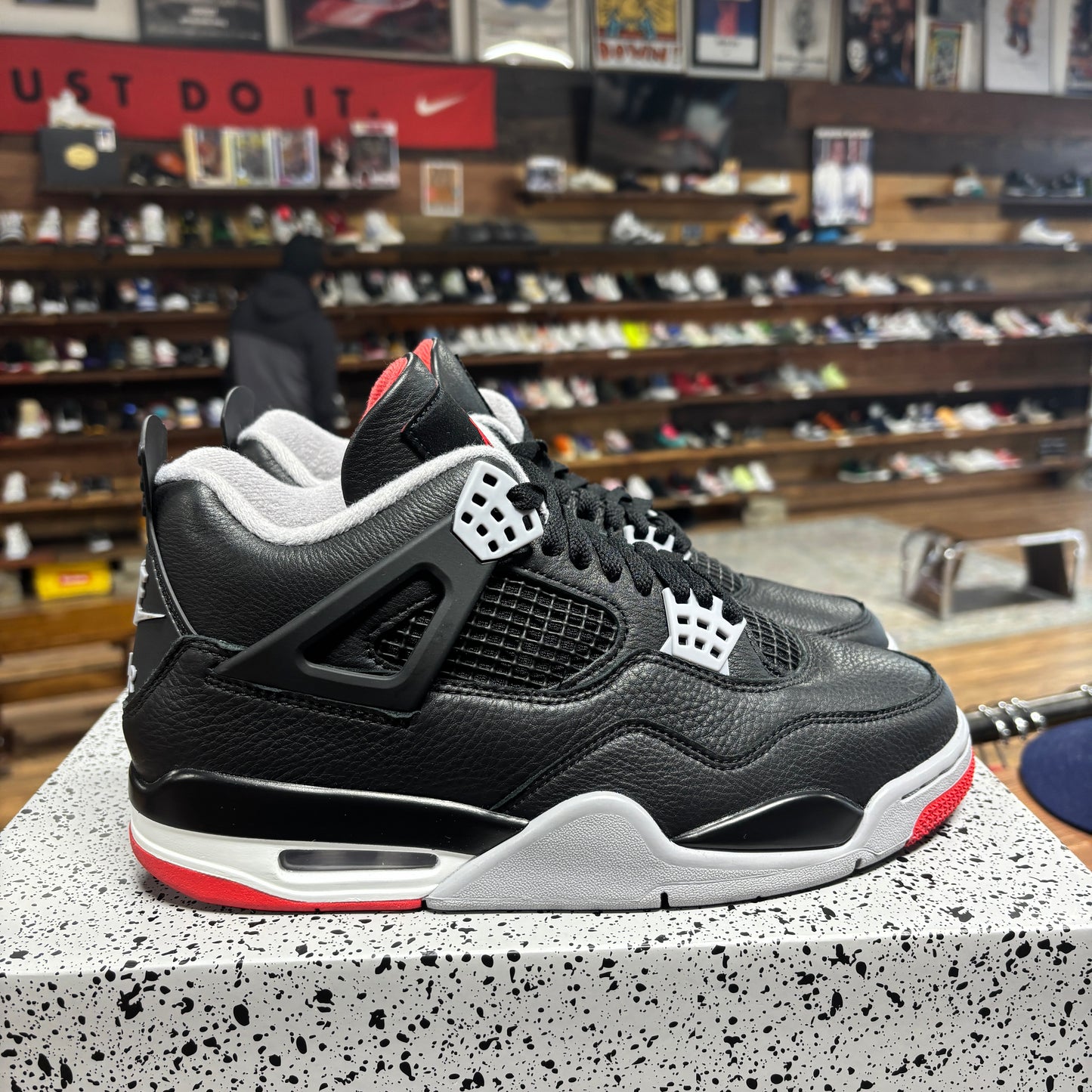 Jordan 4 'Bred Reimagined' Size 8