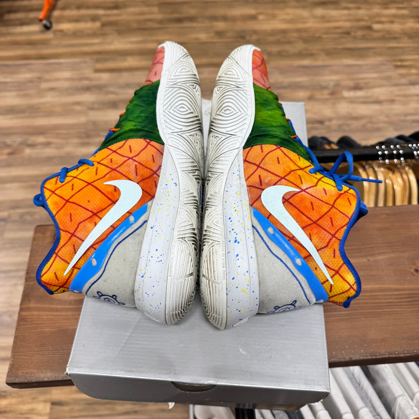 Nike Kyrie 5 'Spongebob Pineapple House' Size 12
