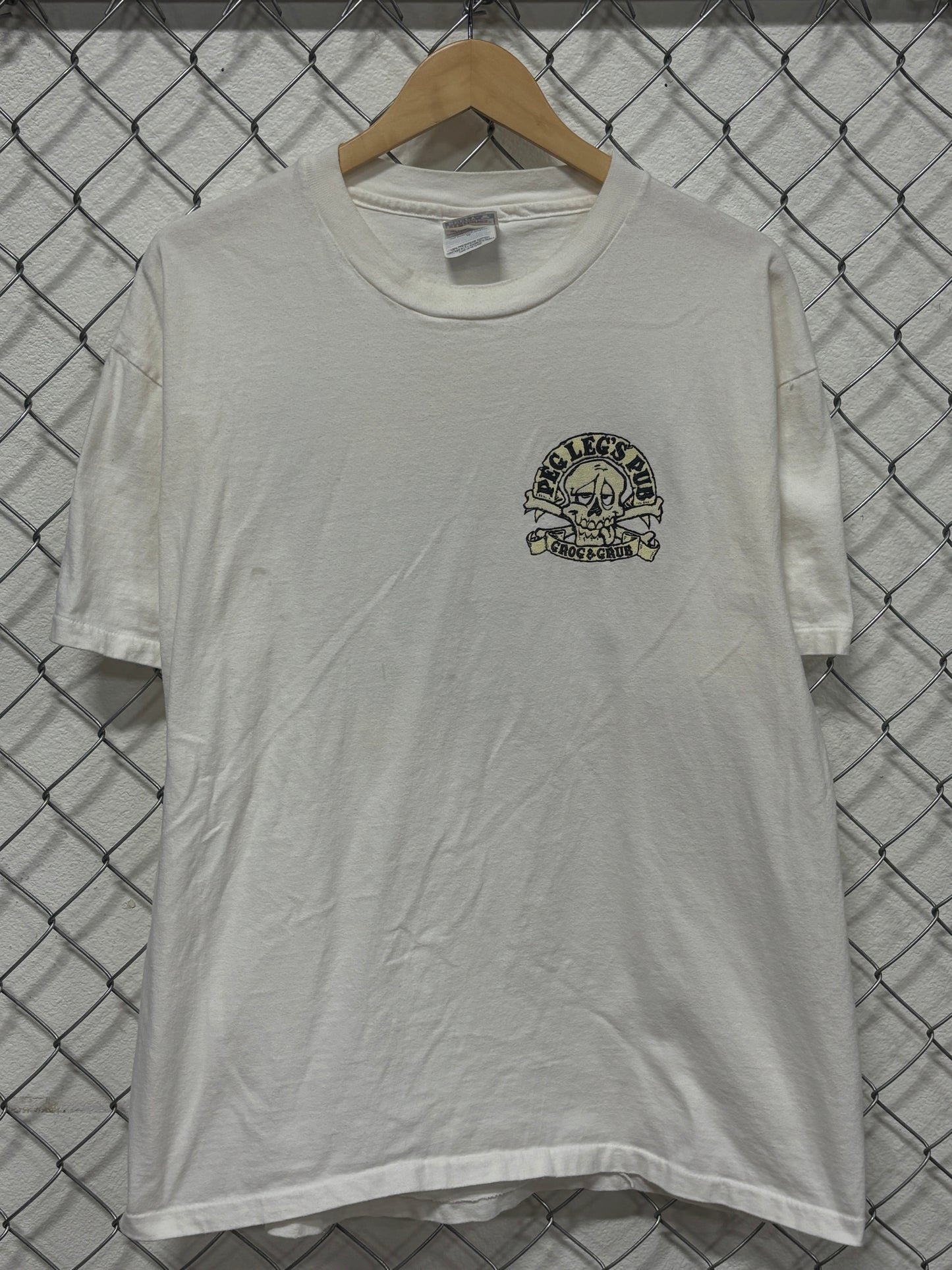 Vintage 90's Peg Leg's Pub When You're On Last Leg Bar Graphic Tee Size XL