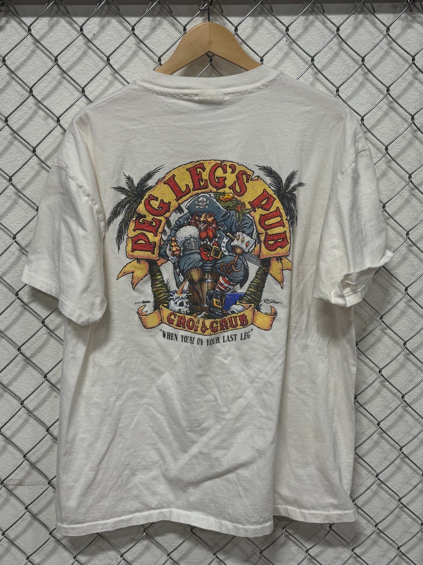 Vintage 90's Peg Leg's Pub When You're On Last Leg Bar Graphic Tee Size XL
