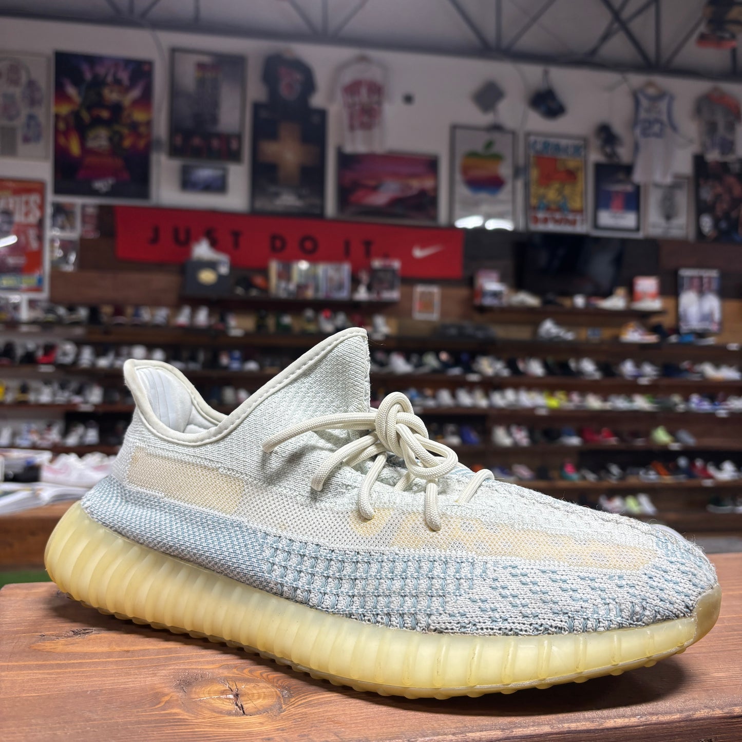 Yeezy 350 v2 'Cloud White' Size 12