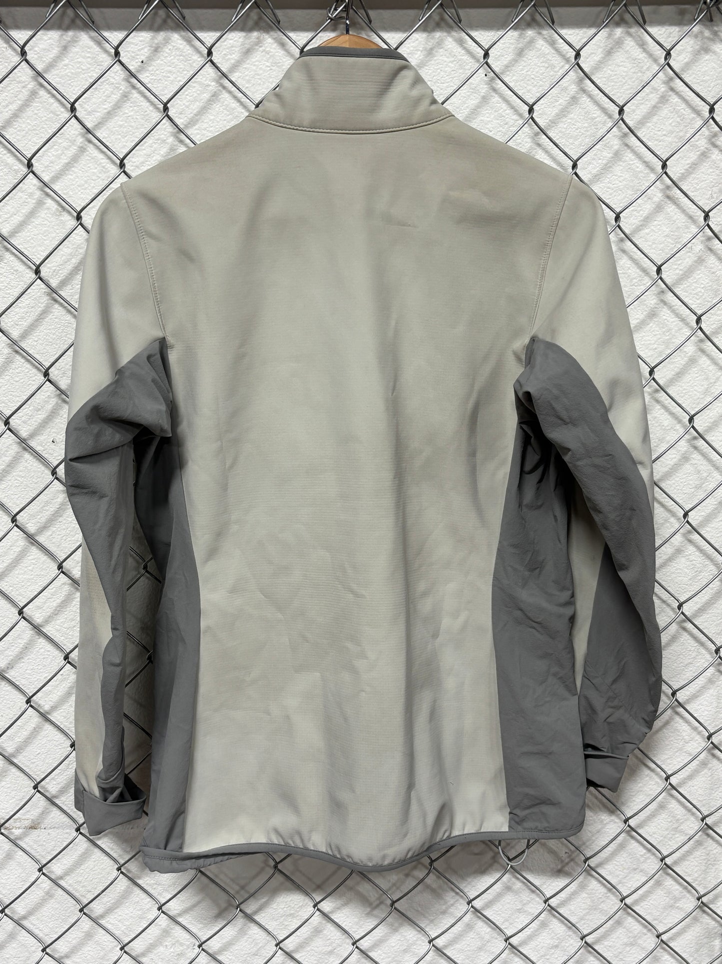 Patagonia Women's Adze Soft Shell Grey Zip Up Jacket Size Medium