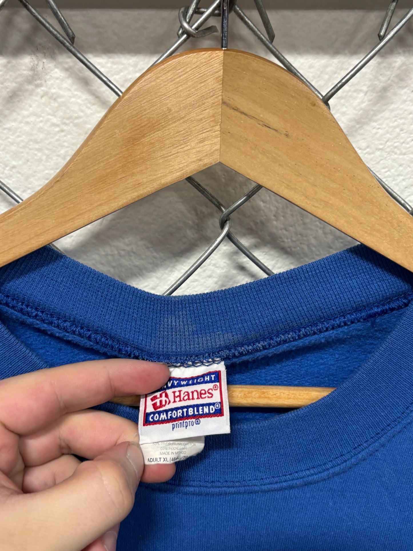 Vintage 90's Christmas Santa Delivering Cartoon Sweater Size XL