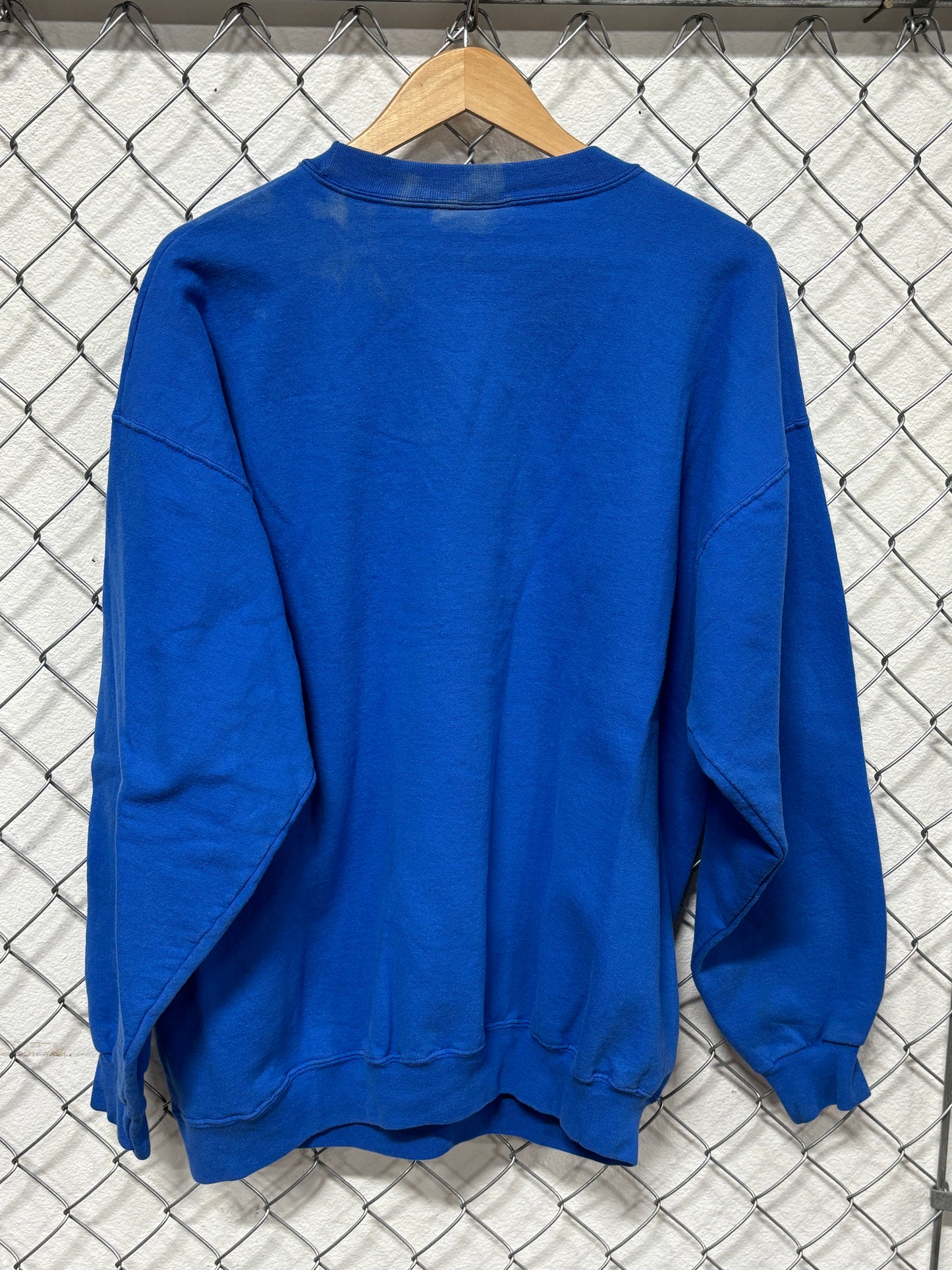 Vintage 90's Christmas Santa Delivering Cartoon Sweater Size XL