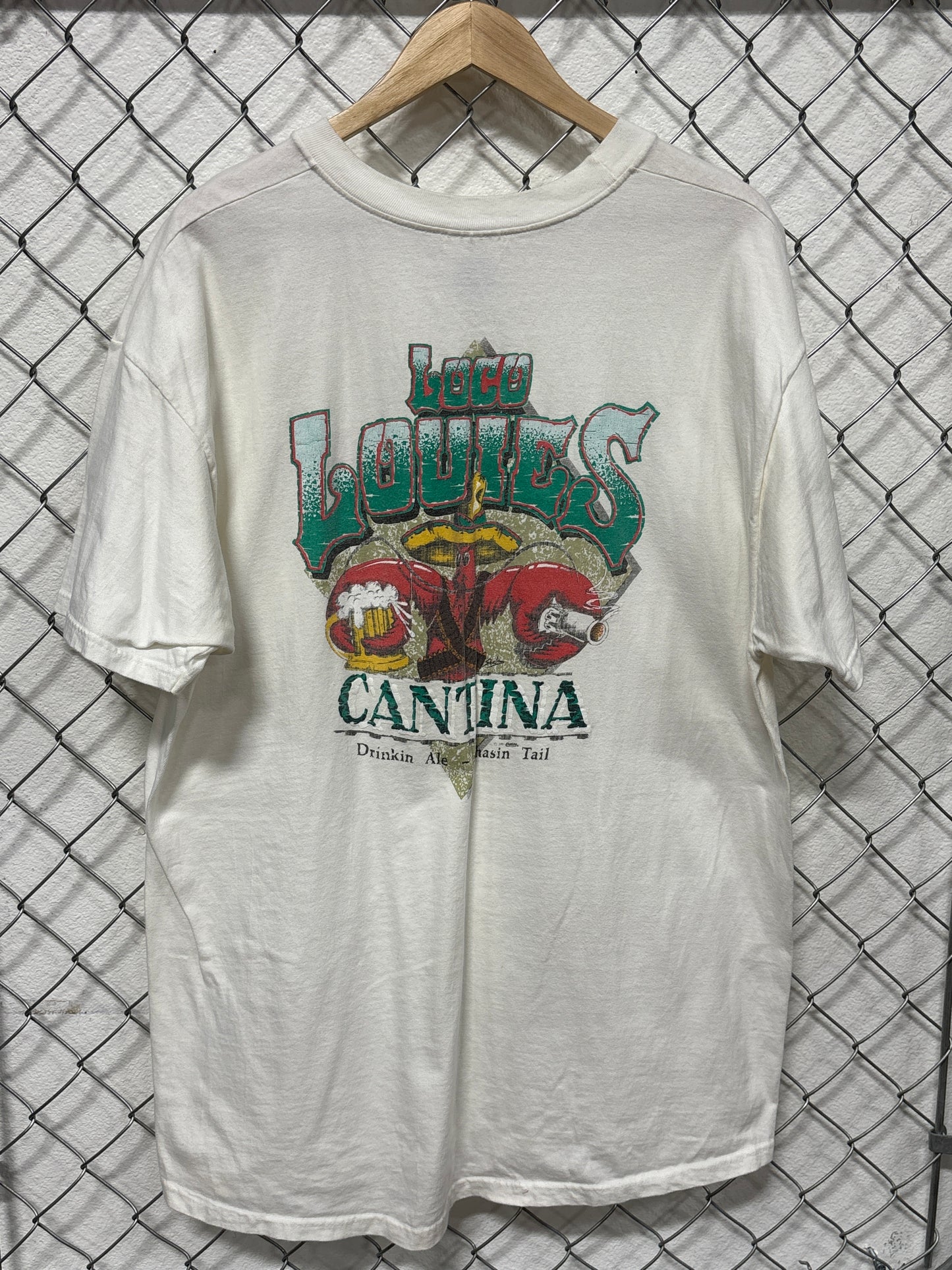 Vintage 90's Loco Louies Cantina Drinkin Ale Chasin Tail Bar Tee Size XL