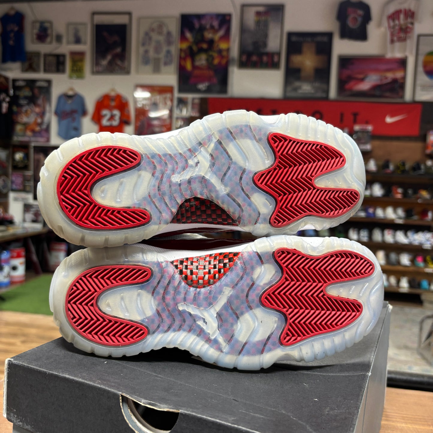 Jordan 11 'Cherry' Size 5Y