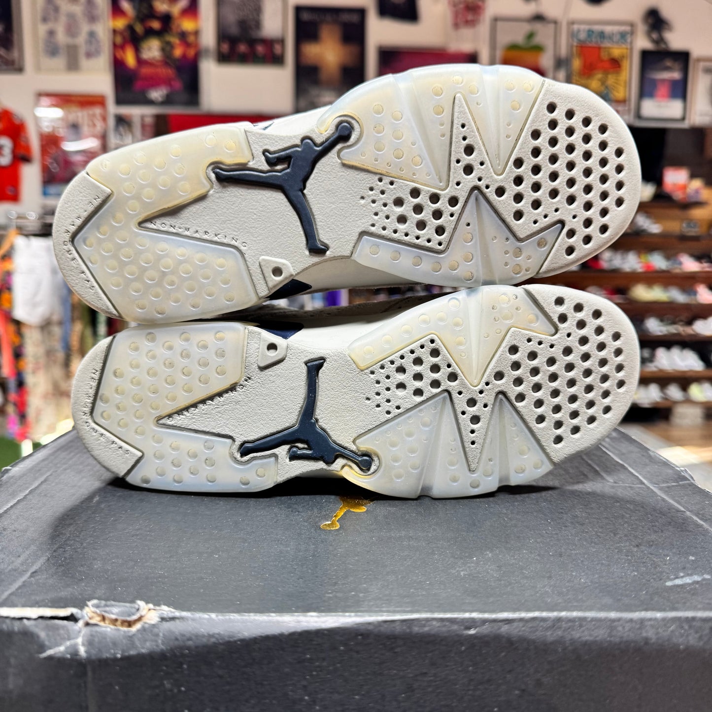 Jordan 6 'Georgetown' Size 5Y