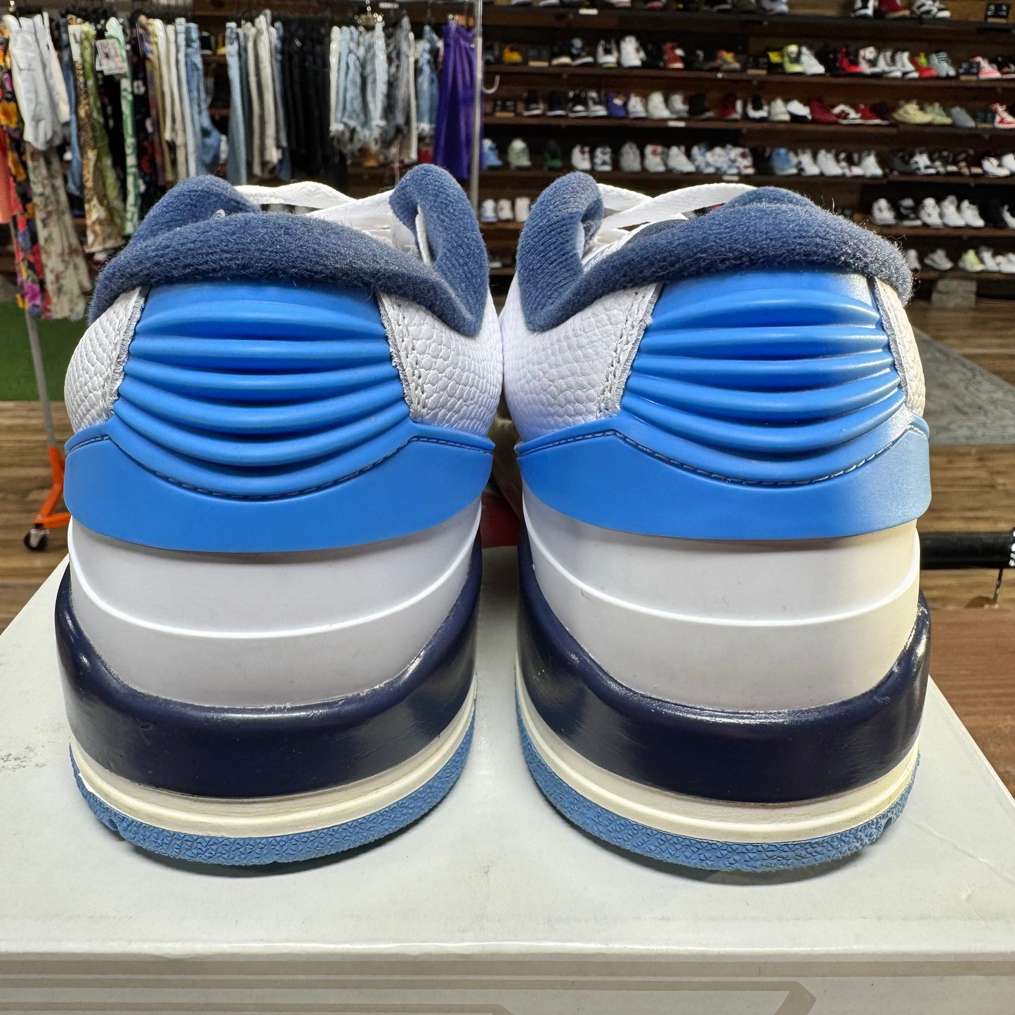 Jordan 2/3 'UNC' Size 10.5