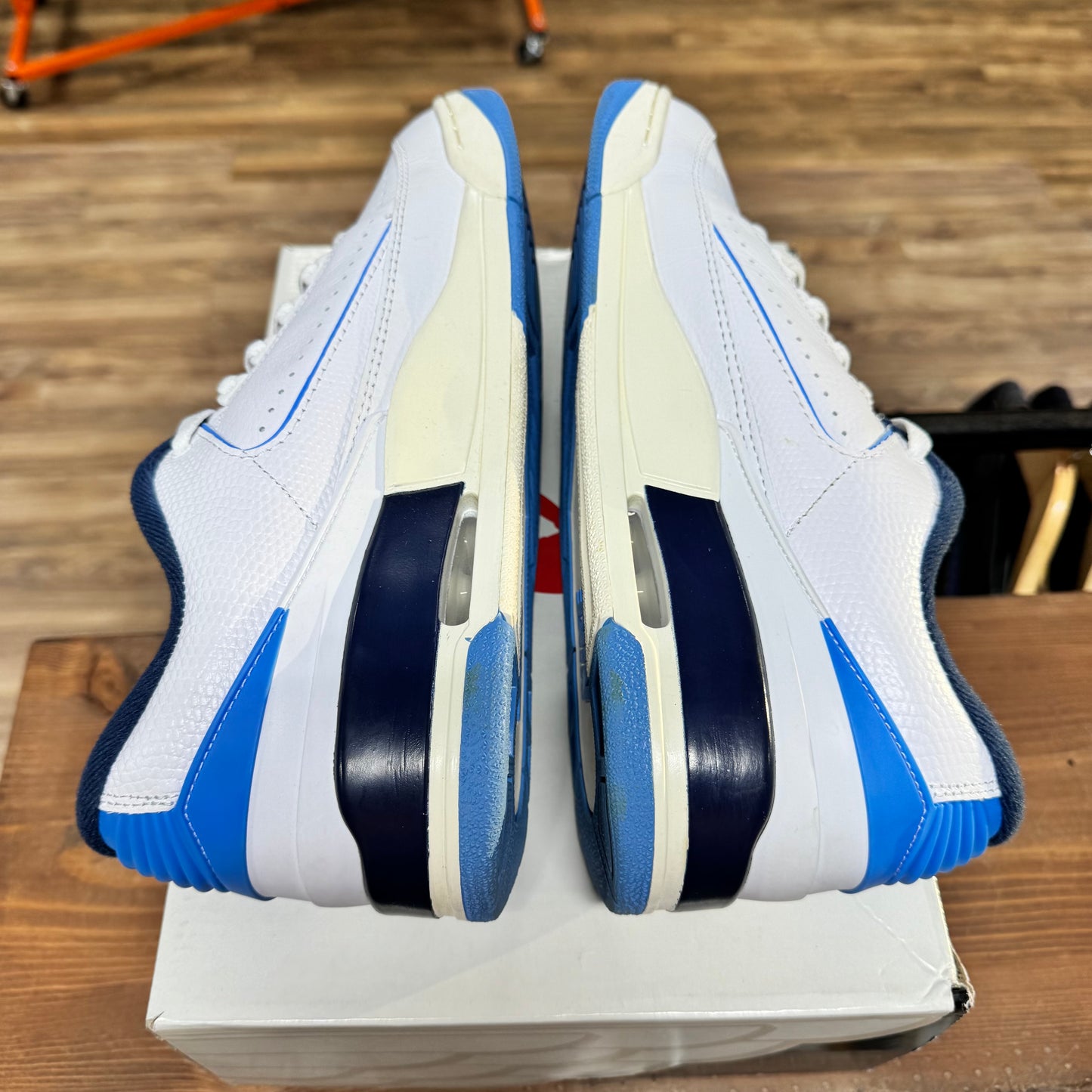 Jordan 2/3 'UNC' Size 10.5